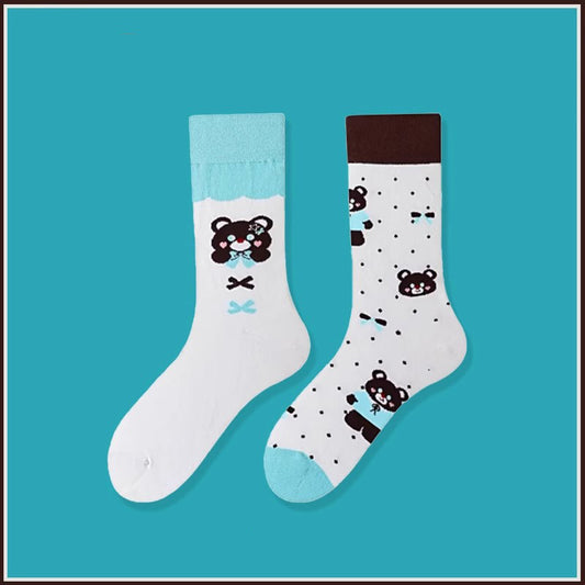Bear pattern crew socks with cute cartoon bear design, made of soft cotton, perfect for daily wear, gifting, or couple matching.
